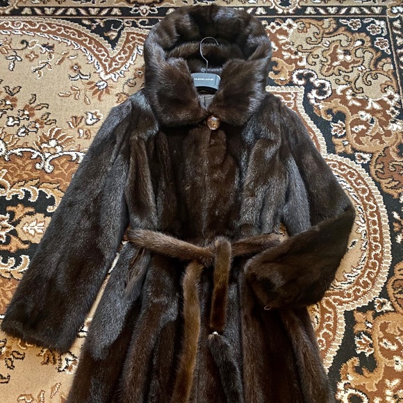 Luxury Mink Long Fur Coat. 100%Real Fur. Made in Turkey. - Picture 1 of 8